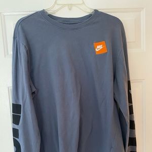 Nike Men’s LongSleeve Tshirt size large